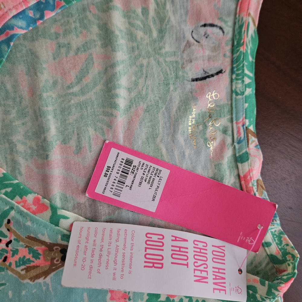Lilly Pulitzer Tropical Print Pajama Top - Picture 4 of 8